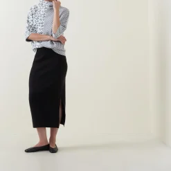 Smooth Pencil Skirt
