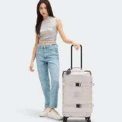 Spontaneous M Medium Wheeled Luggage
