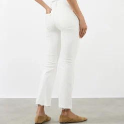 Standard High-Rise Flared Jeans