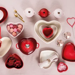 Stoneware Heart Knob Petite Casserole 10cm