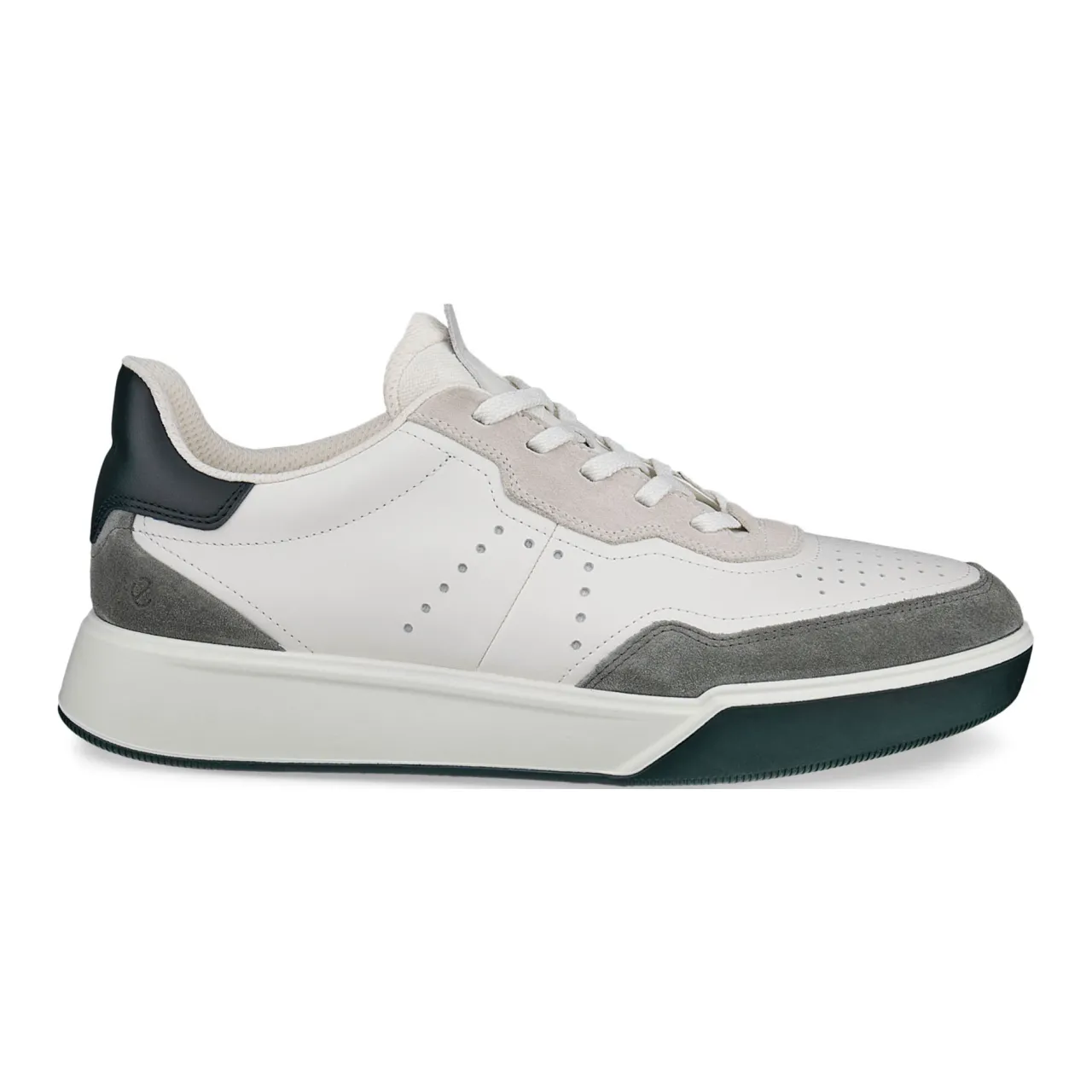 Clearance ECCO Street Court Trainers