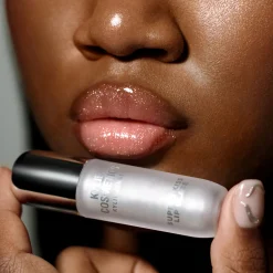 Supple Kiss Lip Glaze