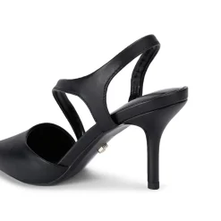 Symmetry Crossover Courts