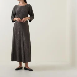 Textured Pattern Skirt