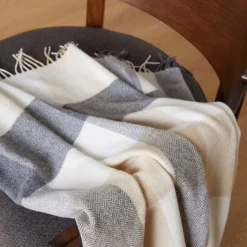 Clearance FOXFORD The Classic Check Comfort Throw