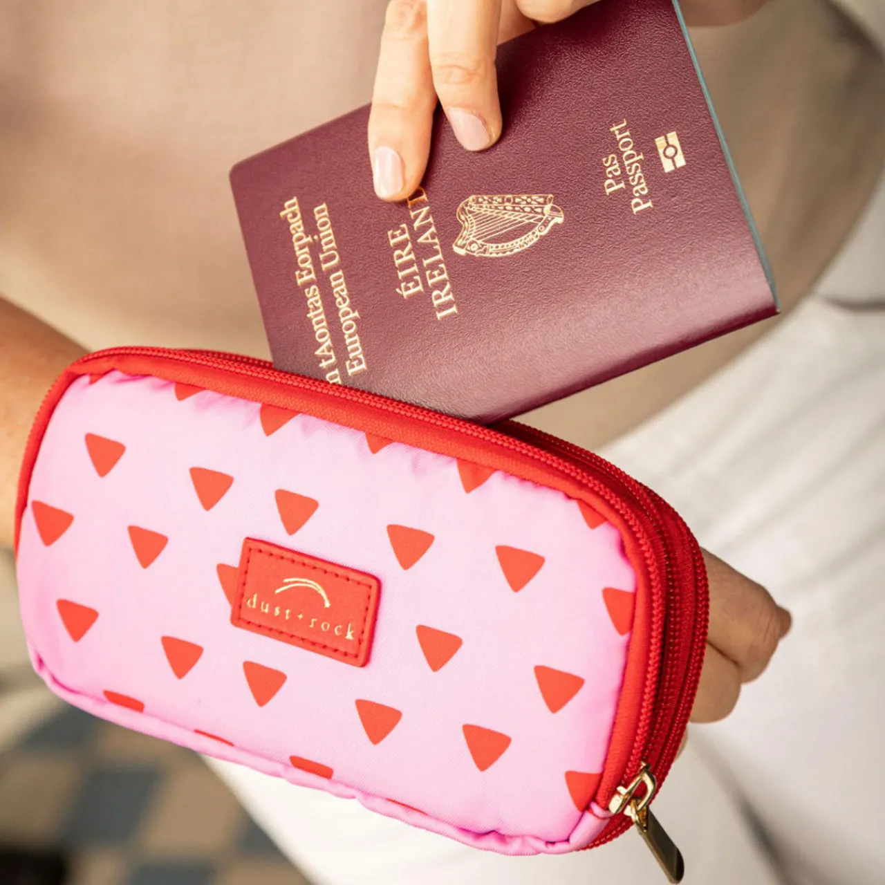 Online DUST + ROCK The Original Wrist Pocket (Maxi) - Toast My Marshmallows