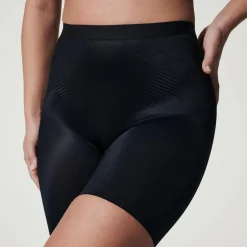 Thinstincts® 2.0 Medium Control Mid-Thigh Shorts