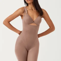 Thinstincts® 2.0 Open-Bust Mid-Thigh Bodysuit