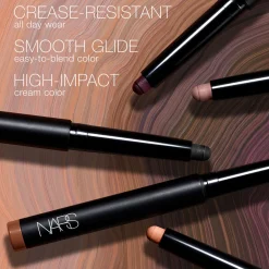 Total Seduction Eyeshadow Stick