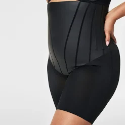 Hot SPANX TotalContour High-Waisted Mid-Thigh Short