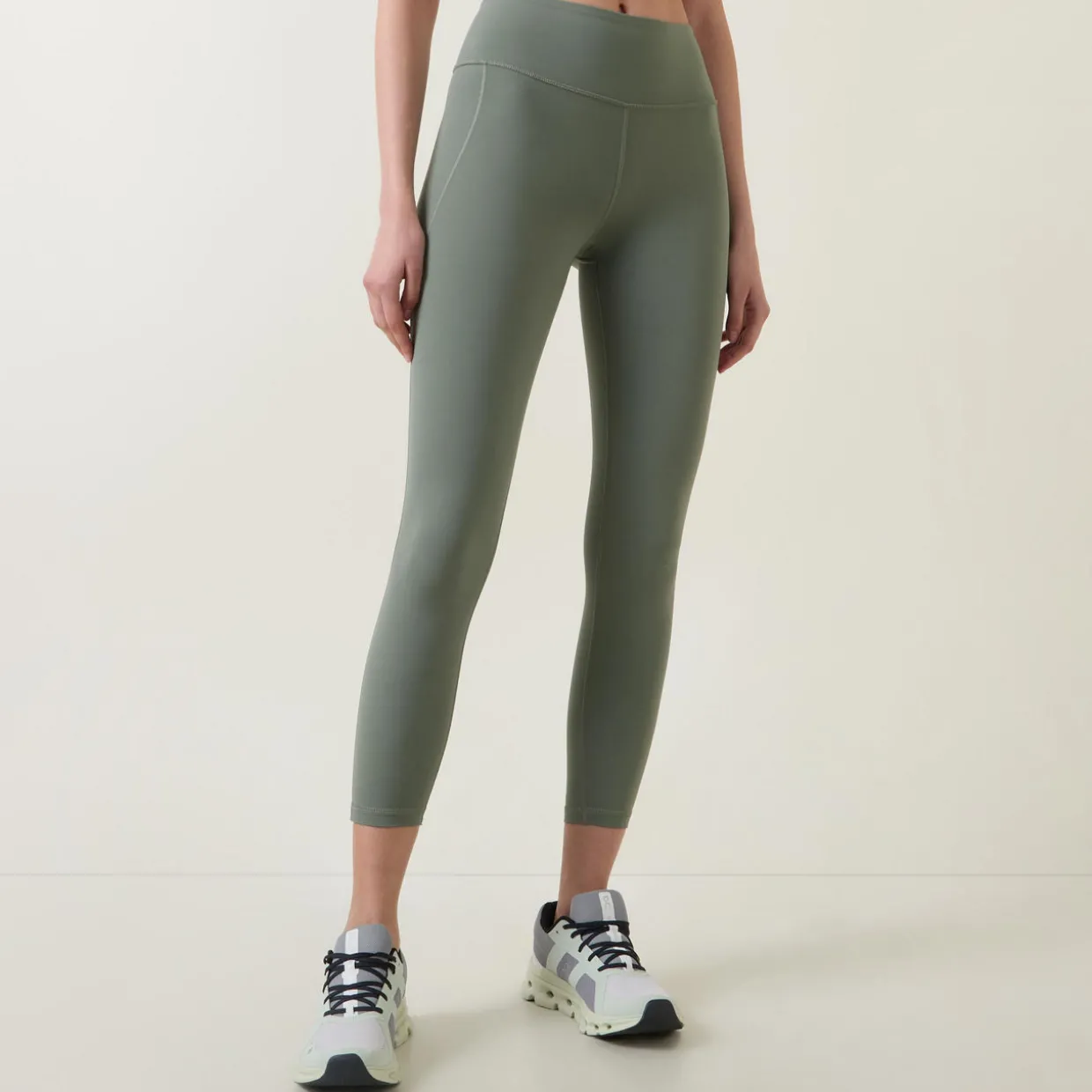 Ultimate Studio 7-8 Leggings