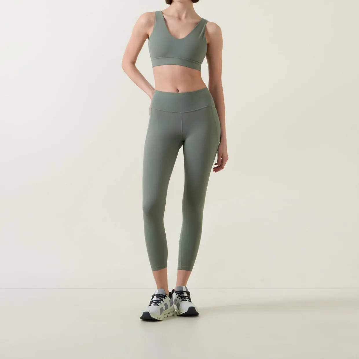 Ultimate Studio Voop Sports Bra