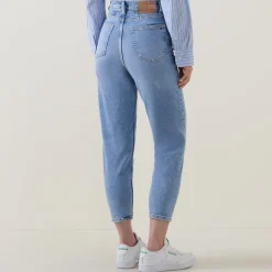 Discount TOMMY JEANS Ultra High-Rise Tapered Mom Jeans