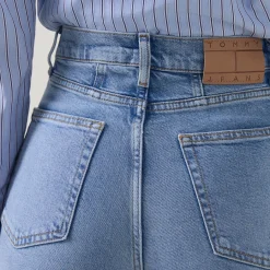 Discount TOMMY JEANS Ultra High-Rise Tapered Mom Jeans