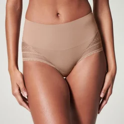 Undie-tectable® Light Control Lace Hi-Hipster Briefs