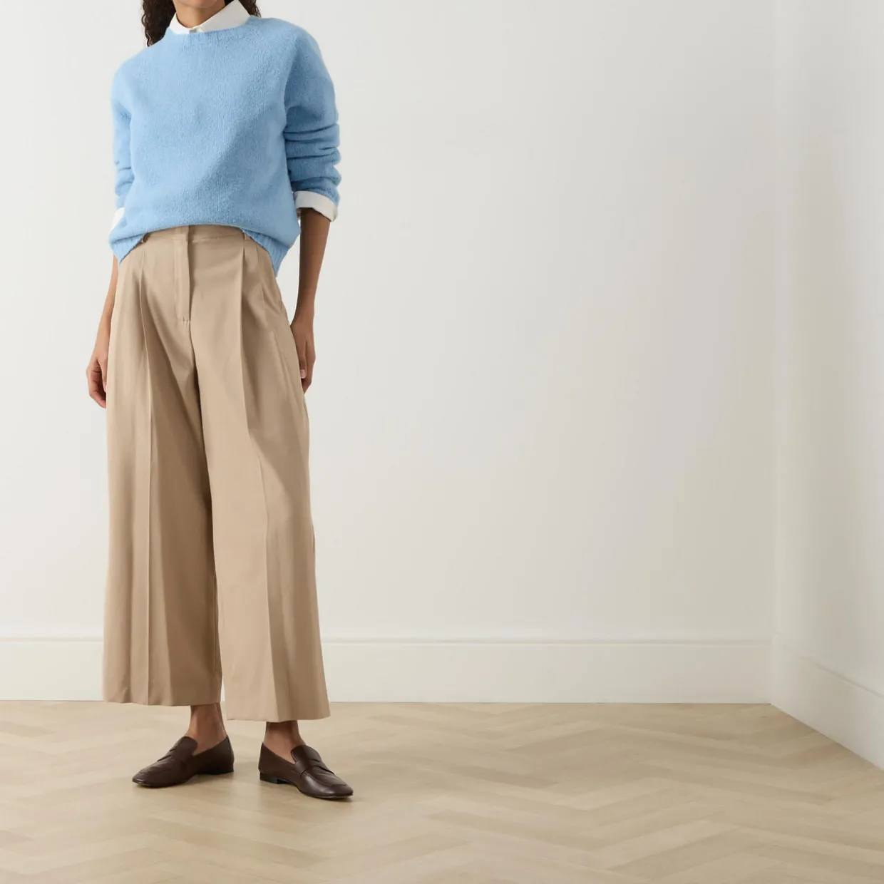 Vettura High-Rise Wide Leg Trousers