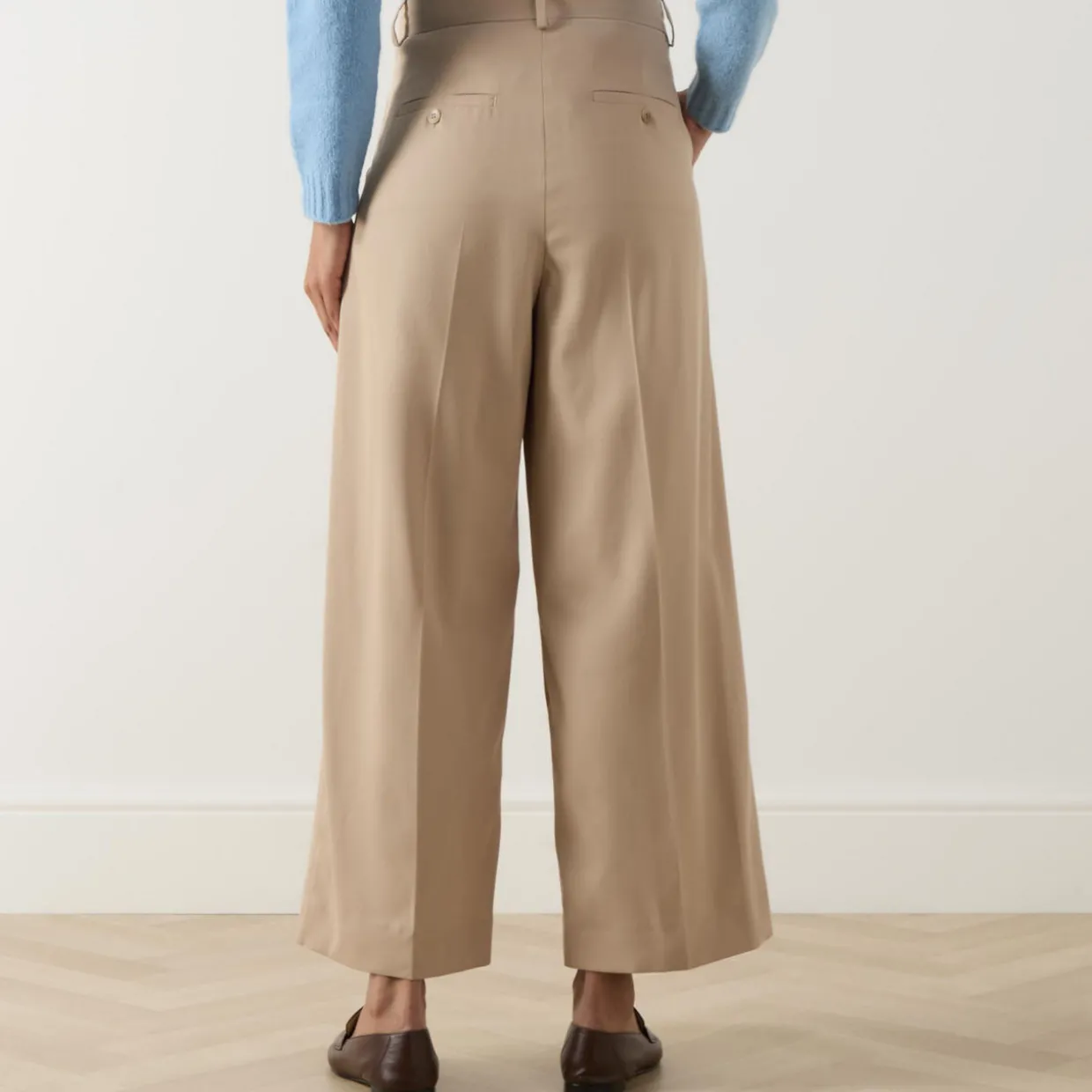 Vettura High-Rise Wide Leg Trousers