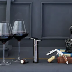 WA 137 Wine Pump Black Nickel