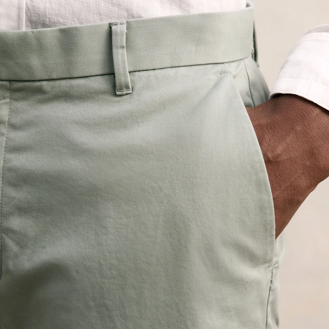 New REISS Wicket Tailored Chino Shorts